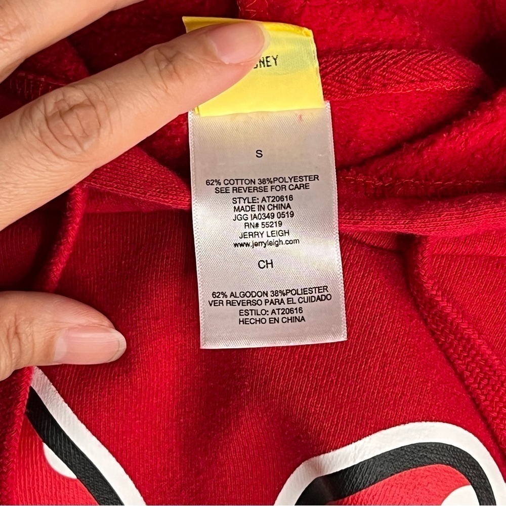 Disney women’s Bright Red Minnie Mouse Hoodie Size Small - Picture 7 of 9